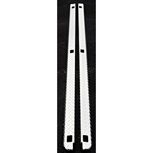 Dee Zee - DZ 11995 - 88-98 GM P/U 8ft Brite Tread Wrap Side Bed Cap